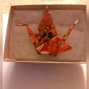 Origami crane pin